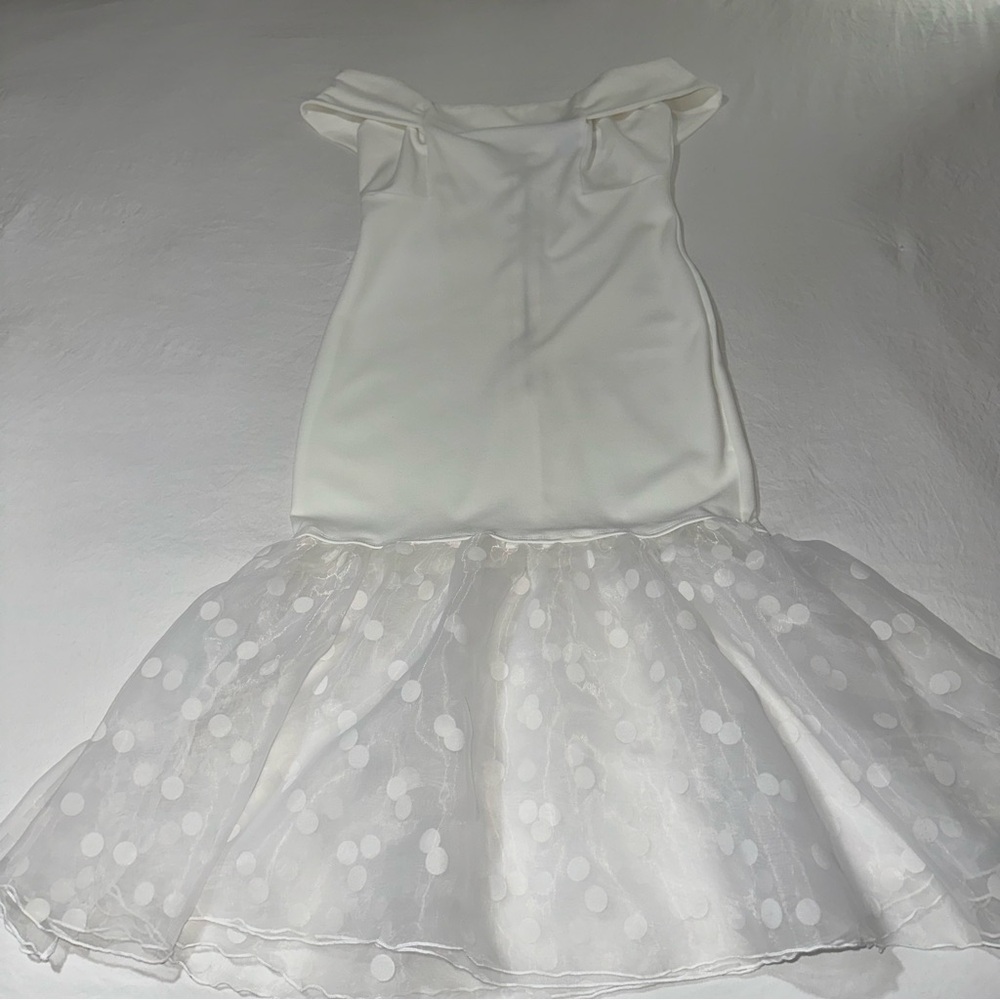 Elegant CQ White Off-Shoulder Dress